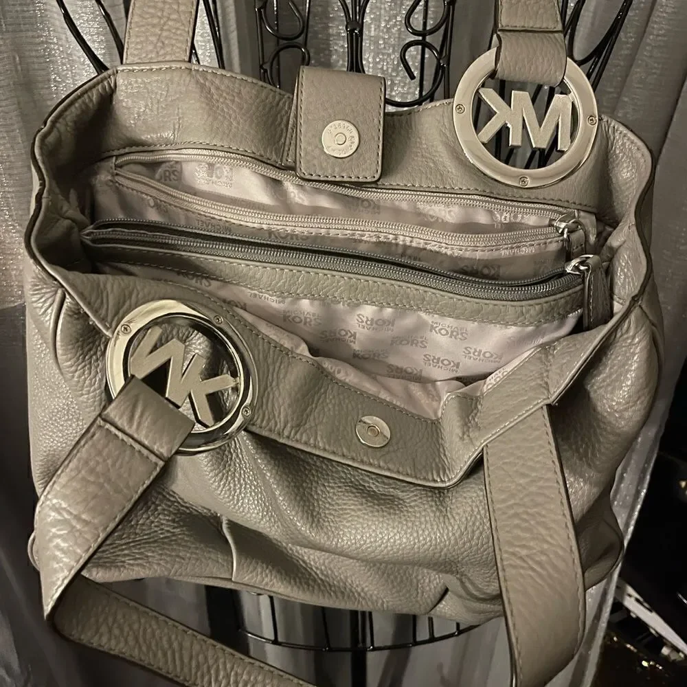 Michael Kors mk grey pebble leather Fulton hobo tote bag/purse/pocketbook